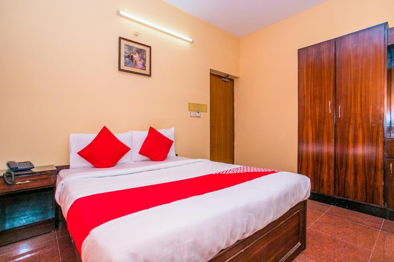 Hotel Priyanka Residency Bangalore Exterior foto